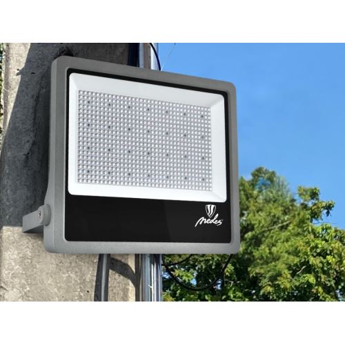 Venkovní LED reflektor PROFI Plus 400W / 5000K - LF4029S