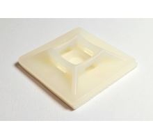 Upevňovacie podstavec 27x27x6 mm biela